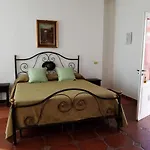 The Mansion House Capannina B&B
