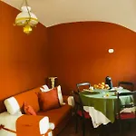 فندق مبيت وإفطار The Mansion House Capannina