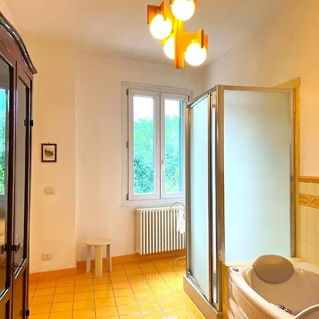 The Mansion House Capannina Bed and Breakfast 3*