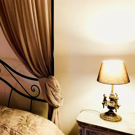 The Mansion House Capannina 3* Νόβι Λίγκουρε