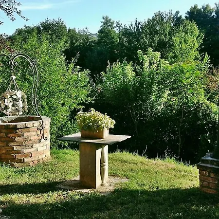 The Mansion House Capannina Bed and Breakfast